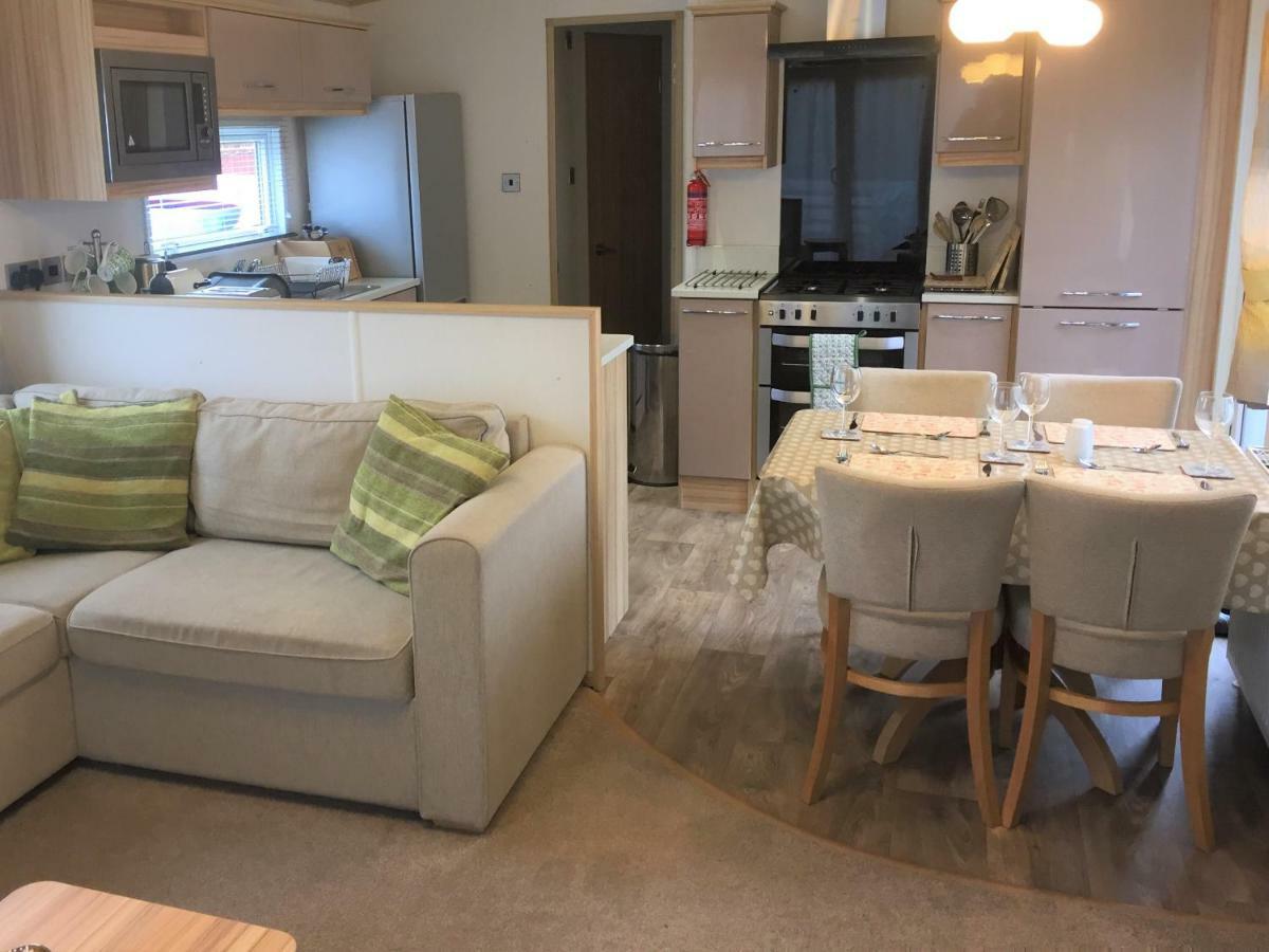 Honeydukes Holiday Lodge, Boat Of Garten, Aviemore Bagian luar foto